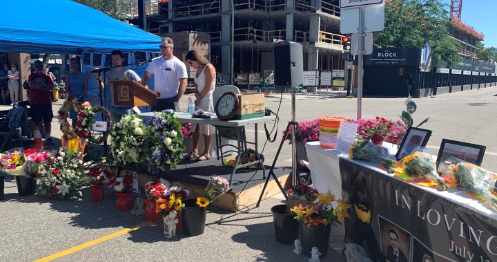 ‘We still hurt’: Community marks grim anniversary in downtown Kelowna