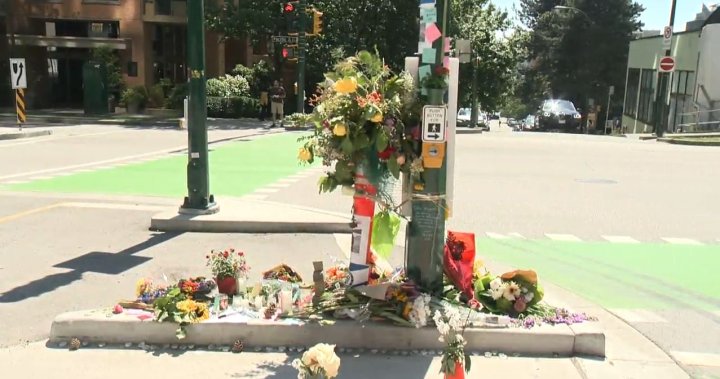 Memorial bike ride held in Vancouver for UBC cyclist student killed by dump truck