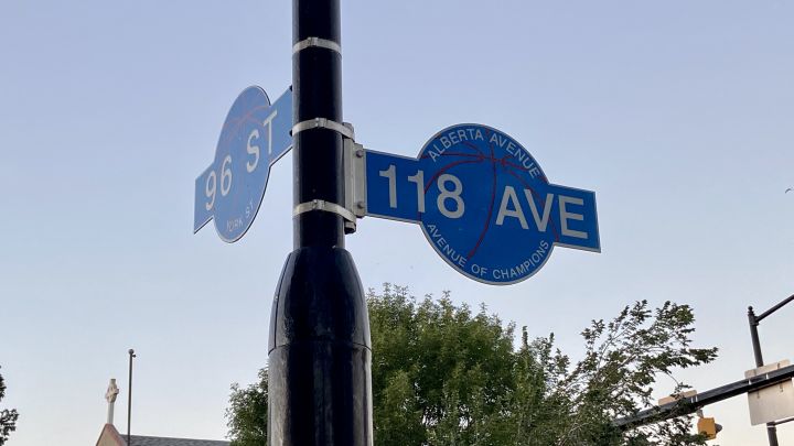 A file photo of the street sign for 118 Avenue and 96 Street in Edmonton.