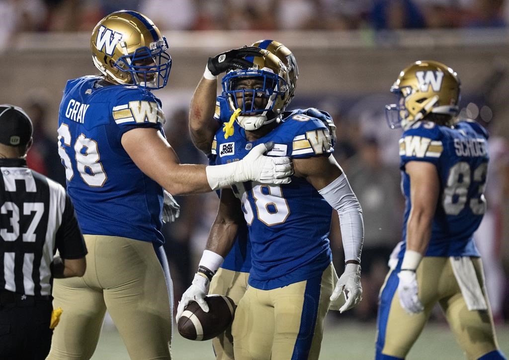 Alouettes look for fifth straight win, playoff clinch, in clash with  Roughriders