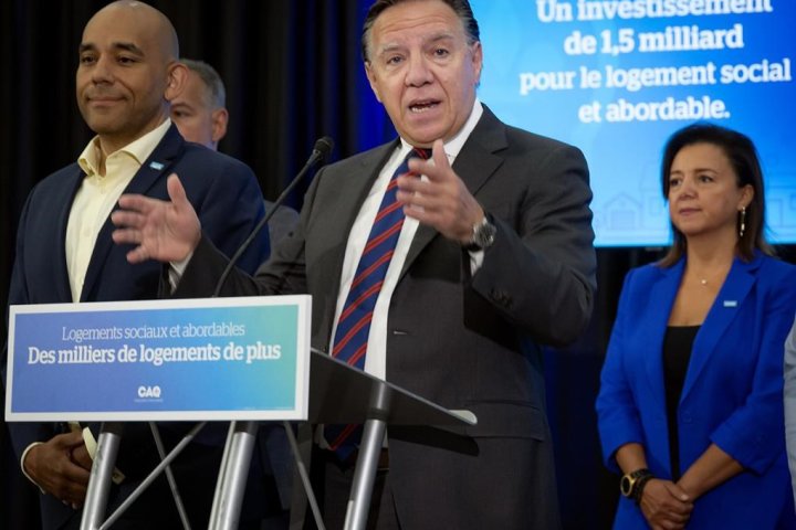 Quebec election: CAQ proposes two private medical centres to ease hospital strain