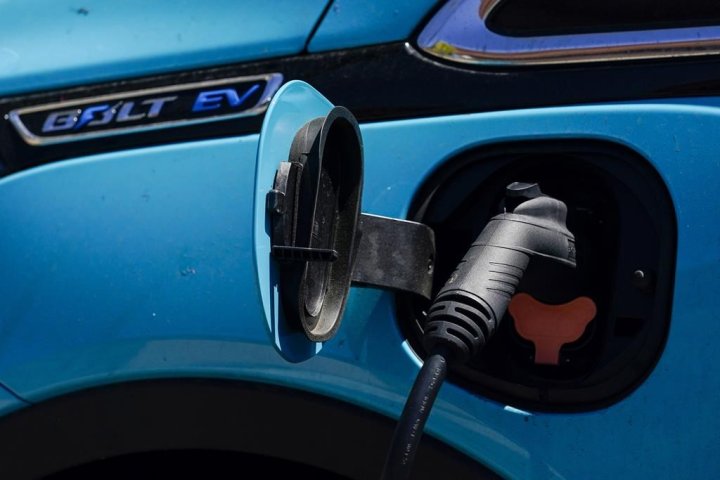 Ontario invests $91M to add EV charging stations in smaller communities