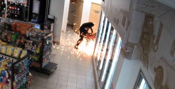 The suspects used chop saws to break open an ATM early Thursday morning.