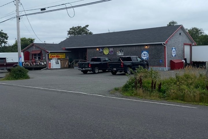 ‘Heartbreaking:’ Operator of Grand Manan, N.B. liquor outlet loses contract