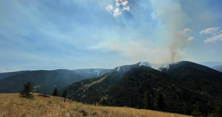 Regional district rescinds remaining evacuation order for Keremeos Creek wildfire  