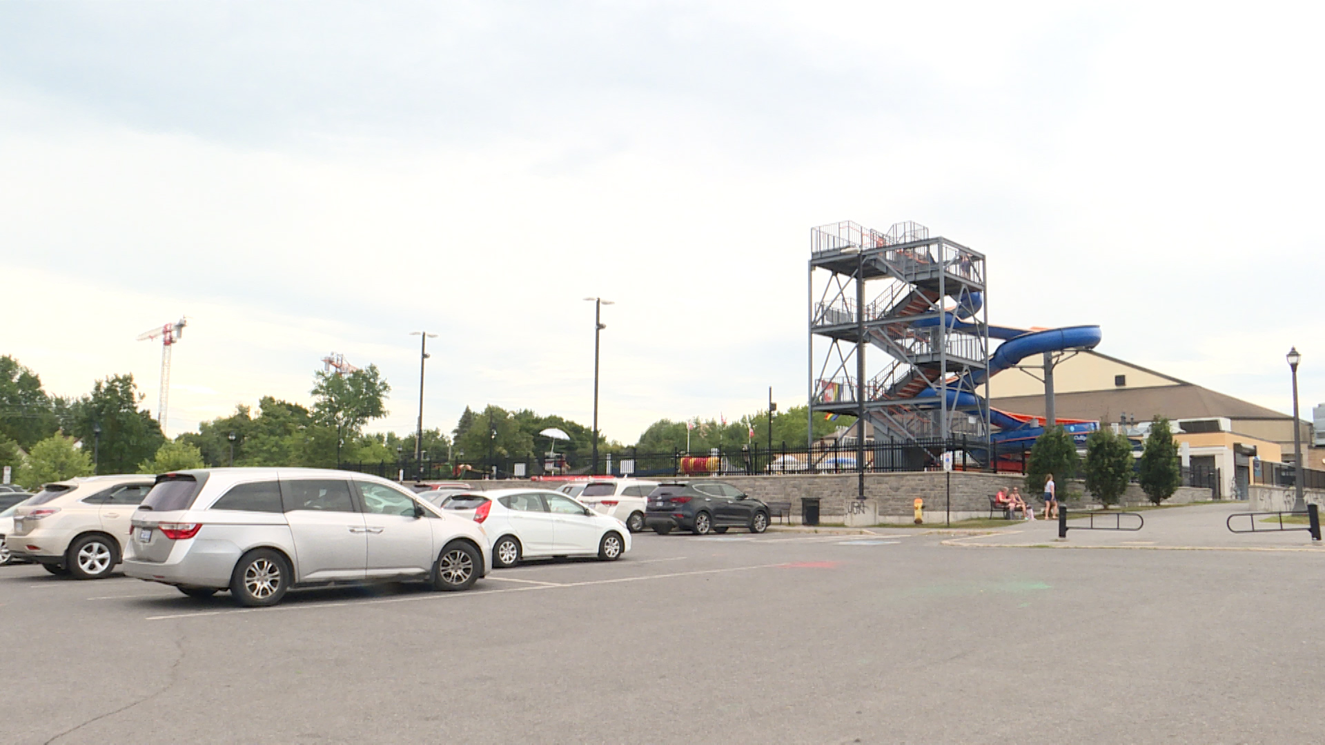 Град Кингстън ще похарчи милиони долари за да загради басейн