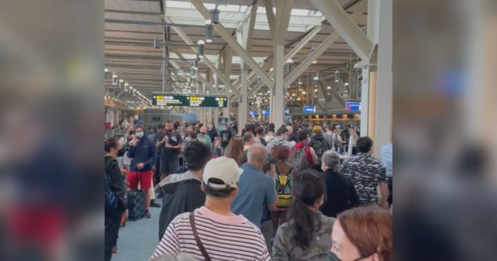 Duże opóźnienia na lotnisku w Vancouver z powodu braku pracowników ochrony?