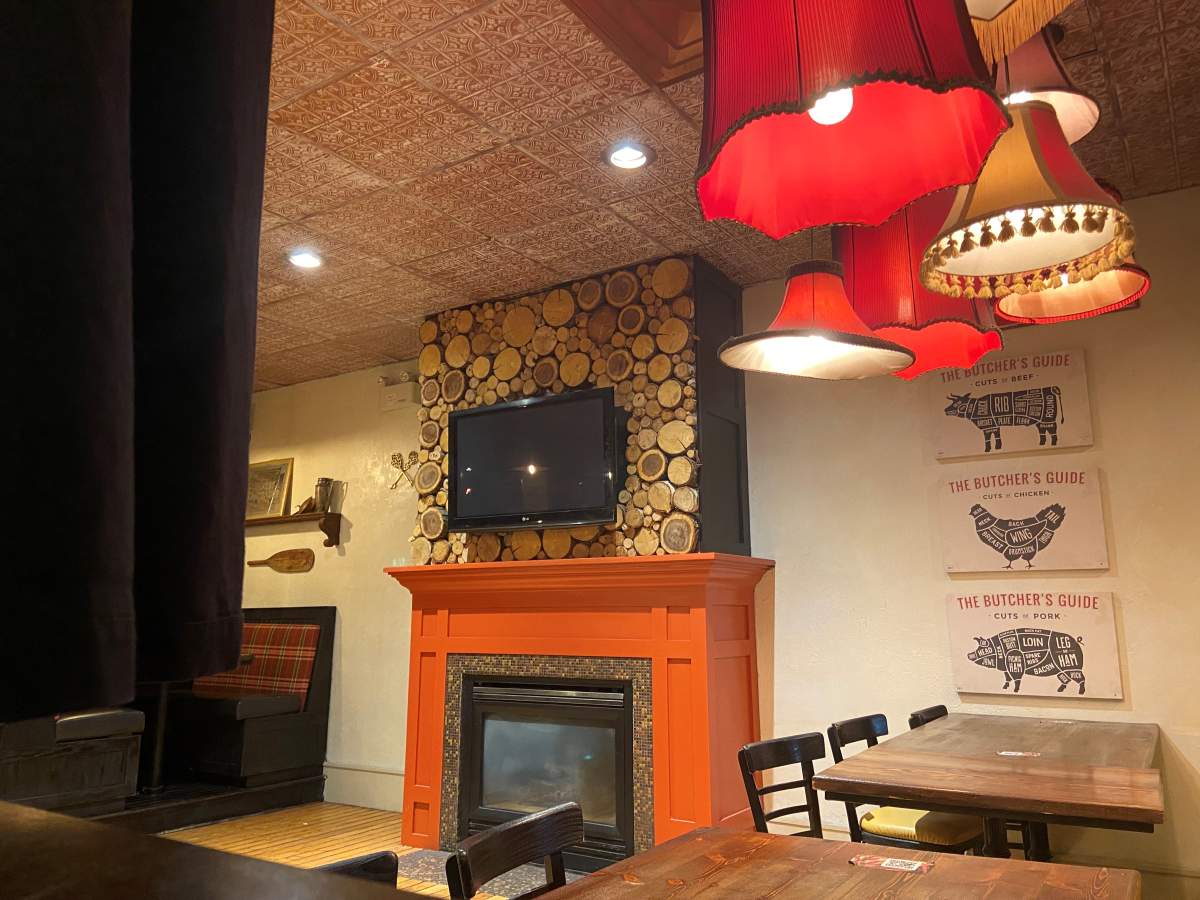 Blind Beggar had capacity for 200 in the audience.