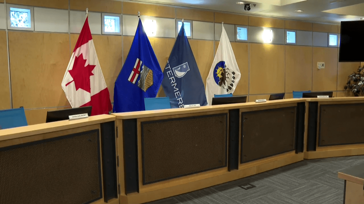 Chestermere city council chambers sit empty on August 2, 2022.