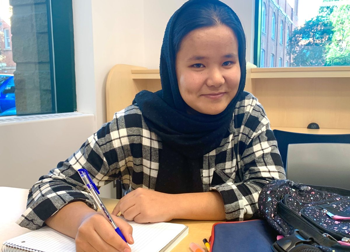 After coming to Edmonton from Afghanistan as a refugee in January 2021, Nargis is pursuing her education in Canada. 