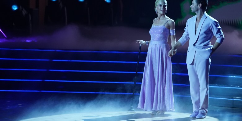 Selma Blair Has Everyone In Tears After Emotional DWTS Performance