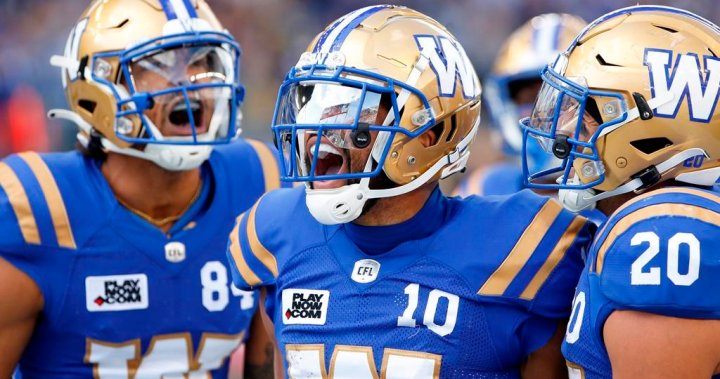 Winnipeg football coach is ‘really, really proud’ to see former players compete in Grey Cup