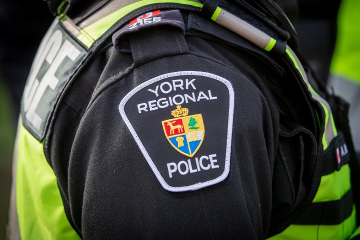 Police seek 4 suspects after ‘violent carjacking’ in Vaughan