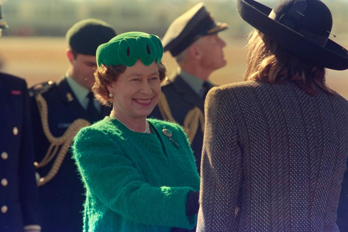 Queen Elizabeth arrives in Victoria, B.C., on Oct. 9, 1987, the start of a two-week visit to Canada with Prince Philip. (THE CANADIAN PRESS/Ron Poling)