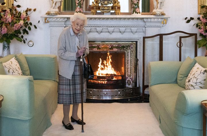 Queen Elizabeth II, longest-reigning monarch in British history, dead at 96