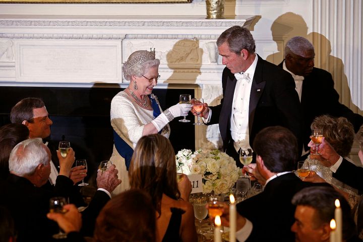 Her Majesty Queen Elizabeth II offers a toast to U.S. President George W. Bush and those gathered in the State Dining Room during a formal white-tie state dinner at the White House May 7, 2007, in Washington, D.C.