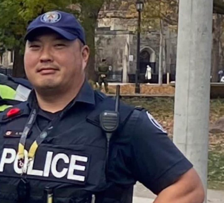 Toronto police board pays tribute to slain officer with moment of silence