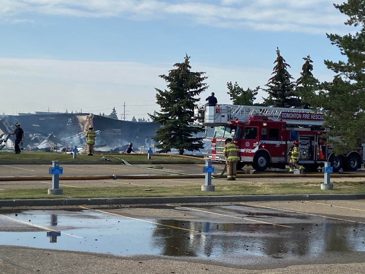Fire crews battle blaze in east Edmonton: ‘The building is a total loss ...