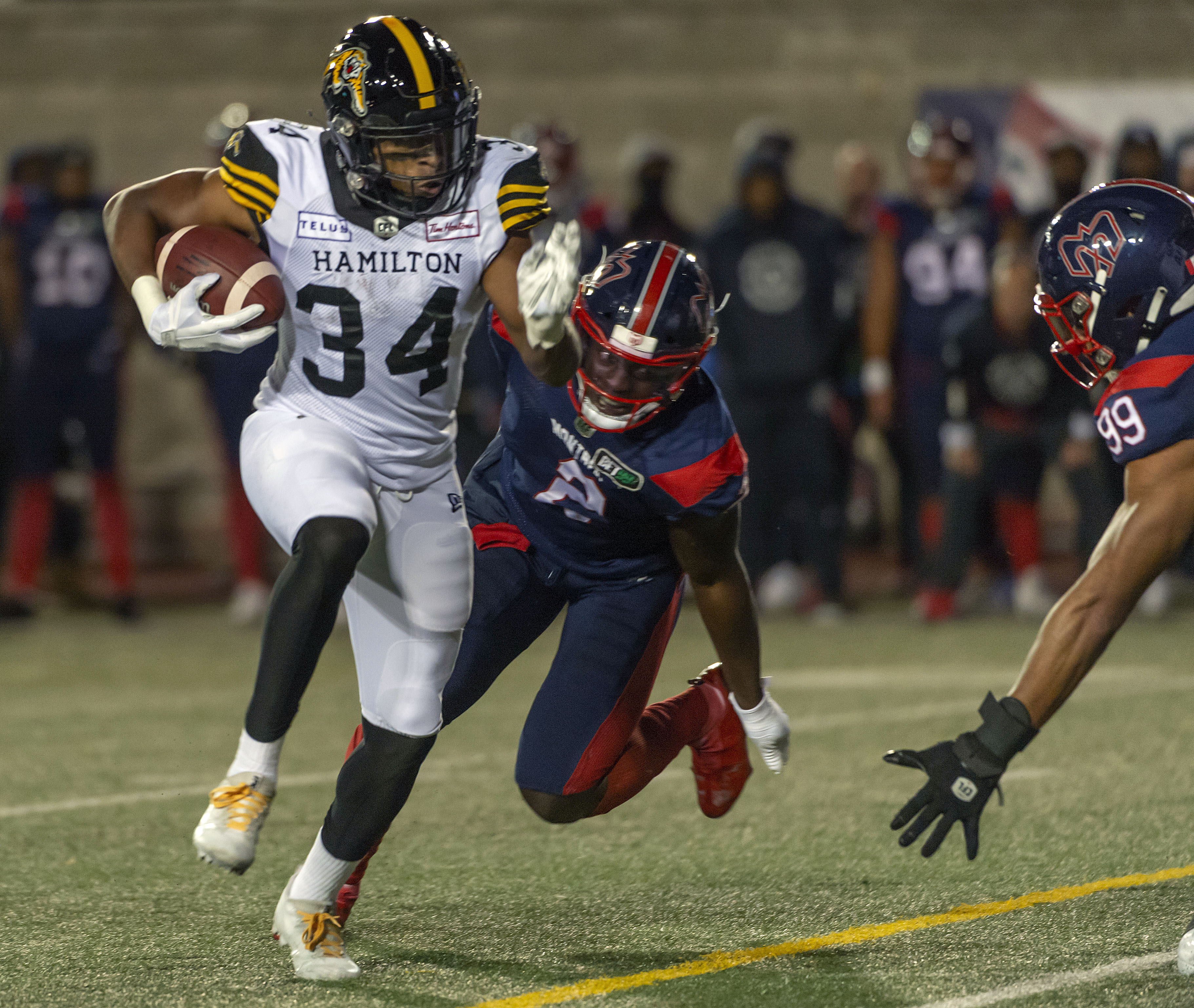 Tiger-Cats keep playoff hopes alive with crucial win over