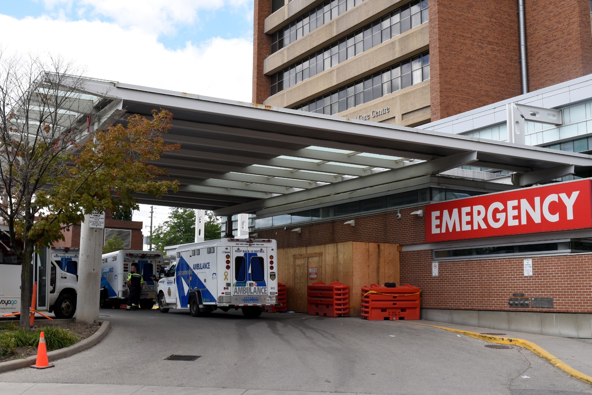 Dying On Wait Lists Could Private Health Care Solve Canada S ER   Toronto Hospital 