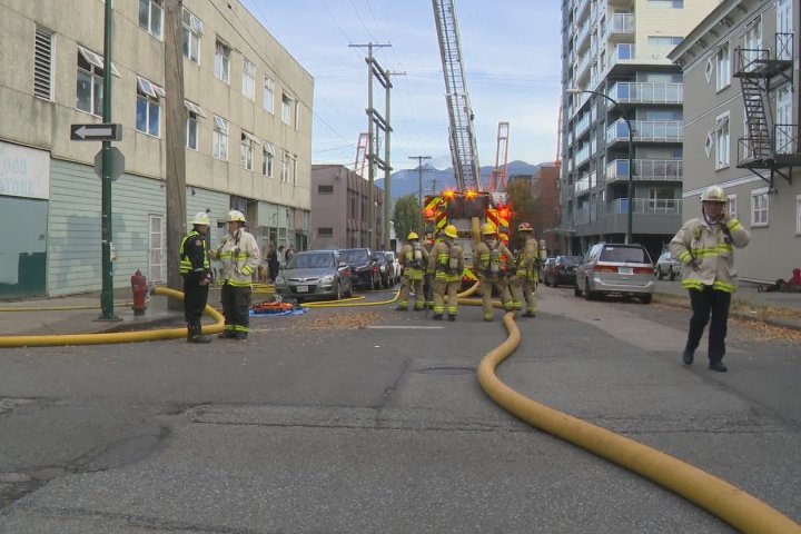 Downtown Vancouver fire near Dunlevy Ave. and Powell Street displaces 22 residents