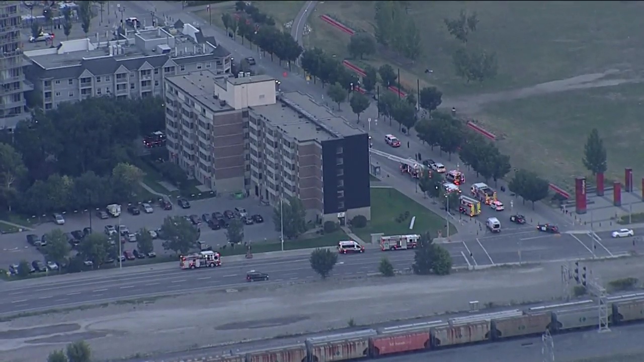 East Village fire sends 1 to hospital 22 evacuated Calgary