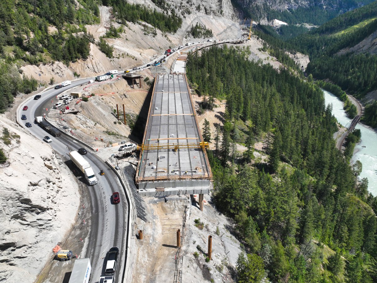 Construction of the fourth and final phase to complete the remaining – and most difficult – 4.8 kilometres is expected to be substantially complete in winter 2023-24.