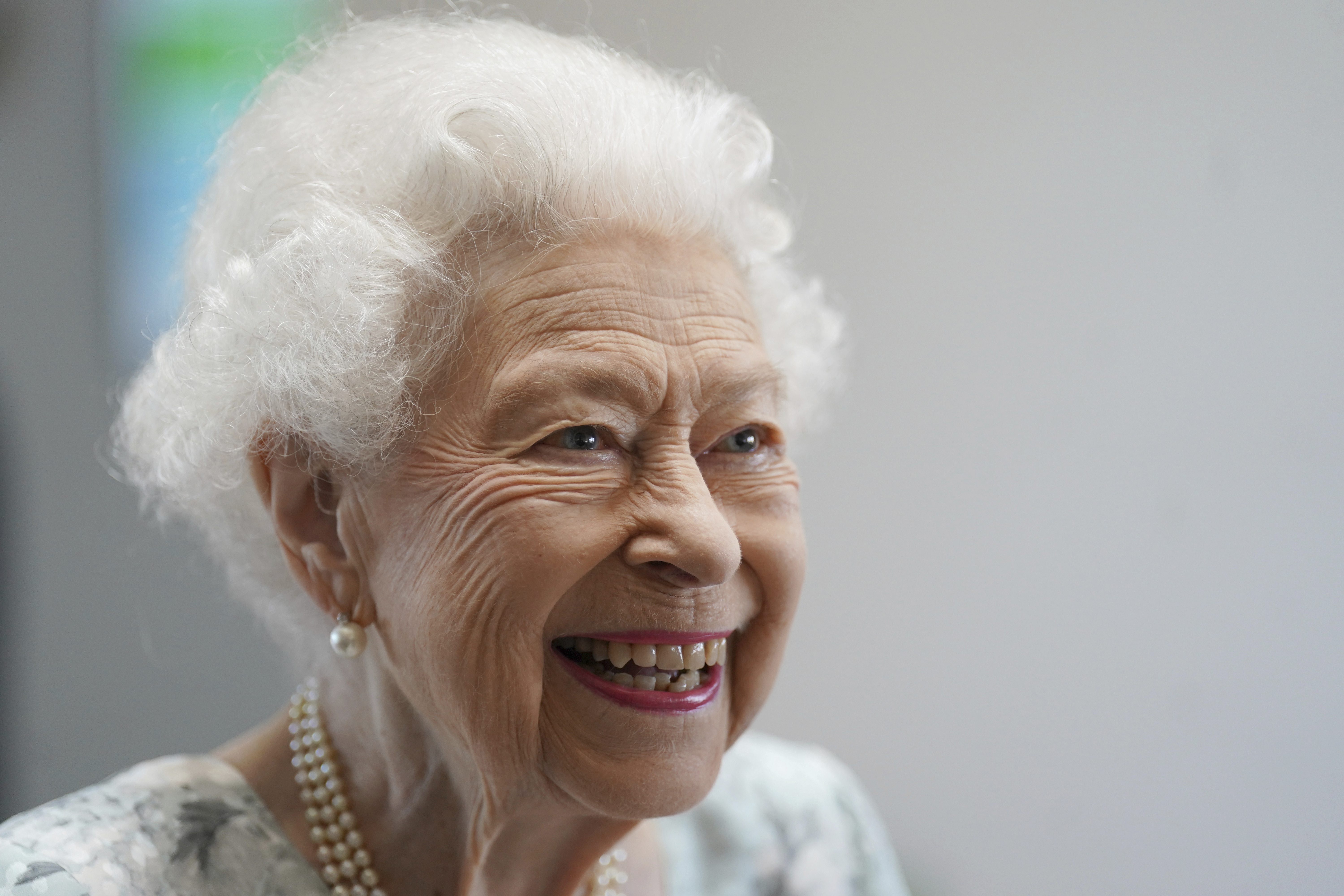 ‘Selfless service’: Ontario mourns after death of Queen Elizabeth II
