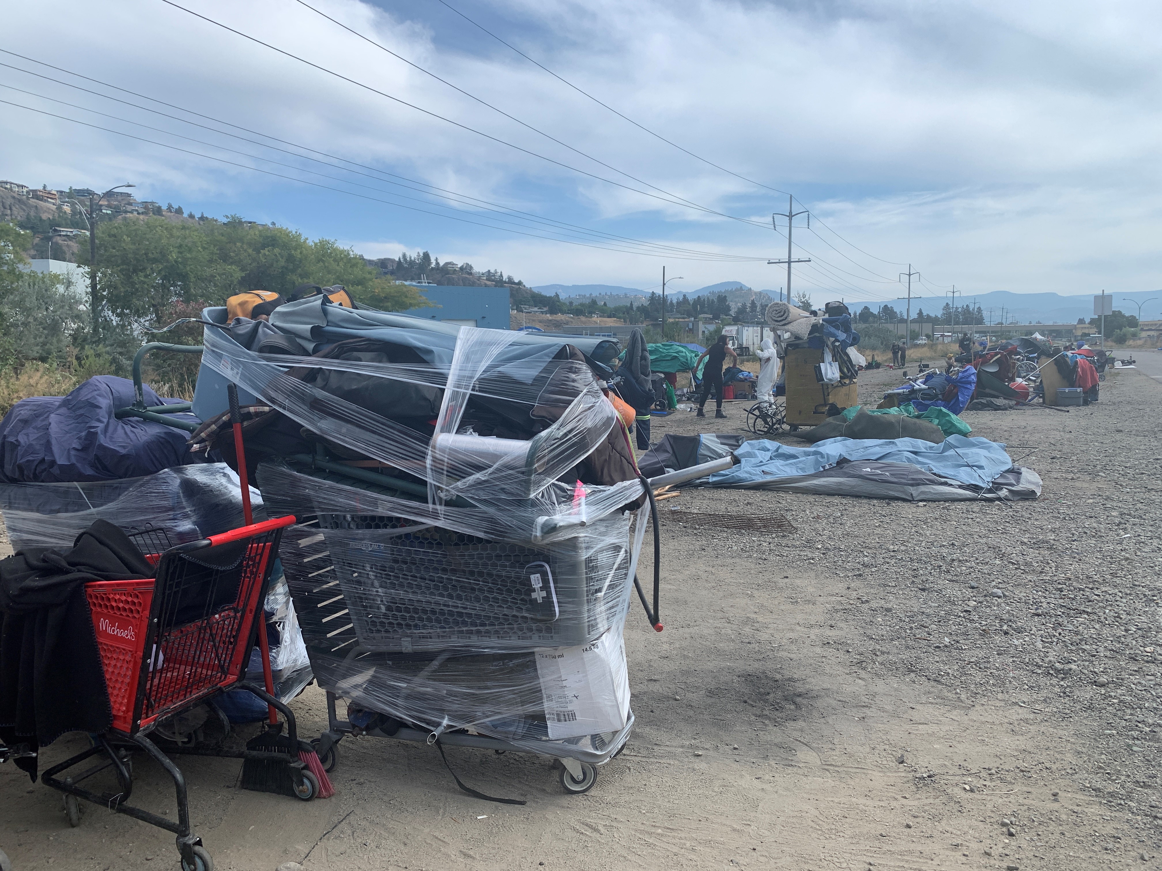 Federal politician casts unflattering light on Kelowna’s homeless camp - Okanagan
