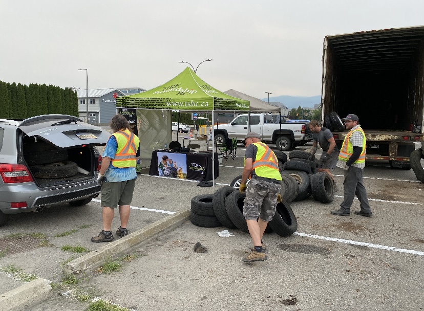 Tire drop-off event at Okanagan College in Kelowna. (Sept. 11, 2022).