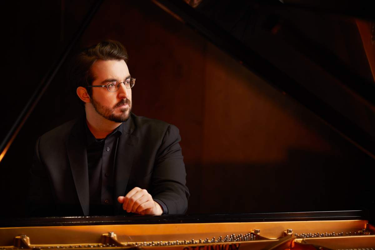 Edmonton Chamber Music Society presents: Charles Richard-Hamelin - image