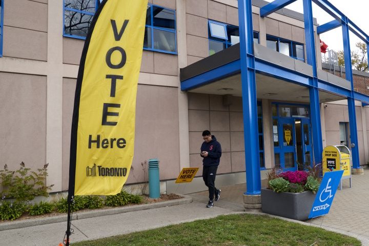 Many Ontario municipalities using online voting despite lack of provincial standards