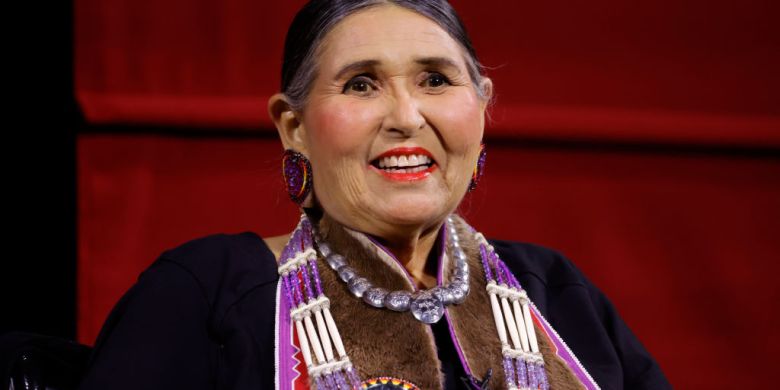 Report claiming Sacheen Littlefeather faked Indigenous ancestry met with backlash