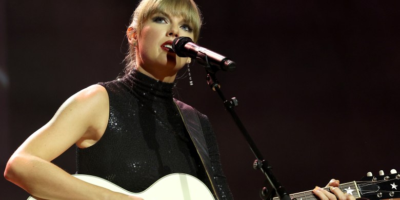 Taylor Swift Teases ‘Self-Loathing’ & ‘Revenge’ Inspired Album ‘Midnights’
