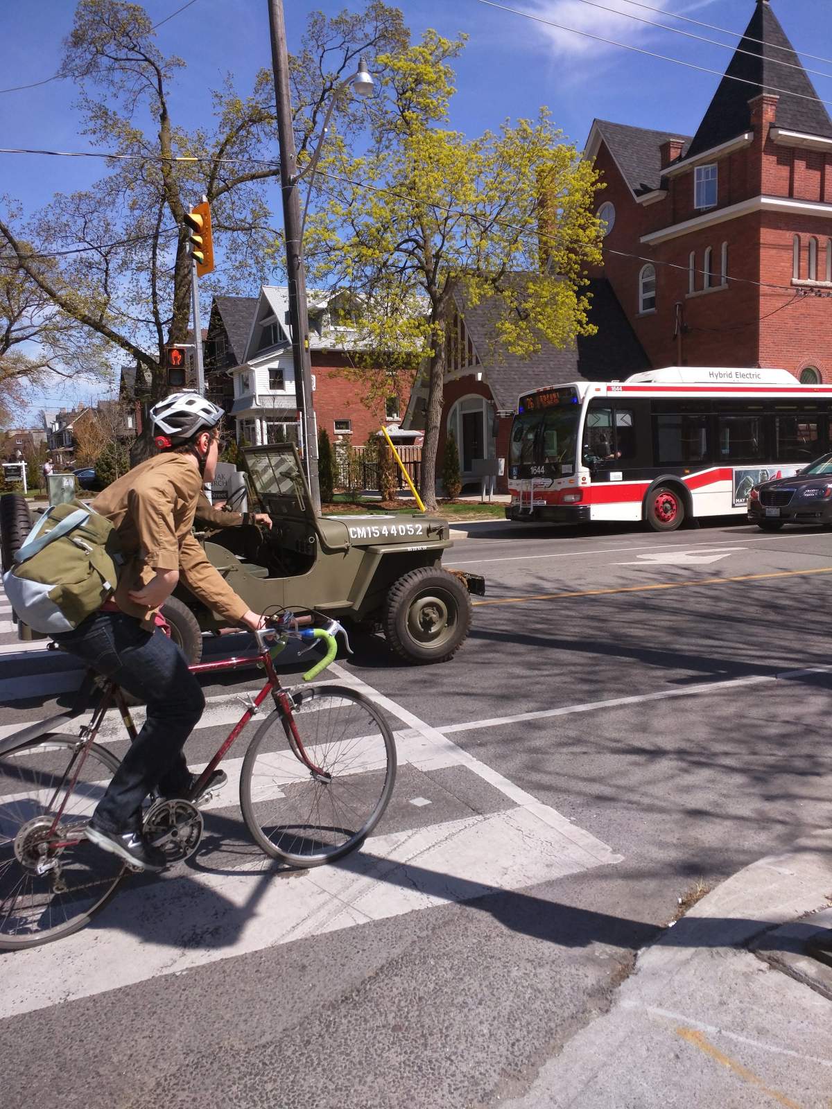 City encourages residents to take transit, walk or cycle for trips under 5 km - image