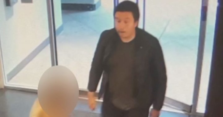 Man accused in random Vancouver lobby attack released, prompting police warning – BC