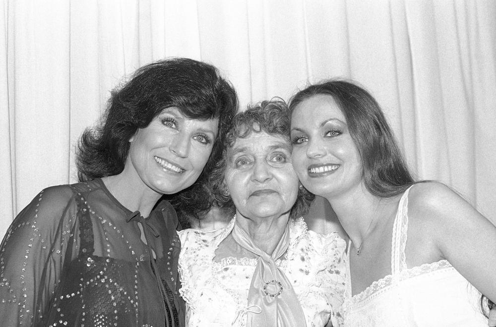 Loretta Lynn, her mother and Crystal Gayle in 1980.