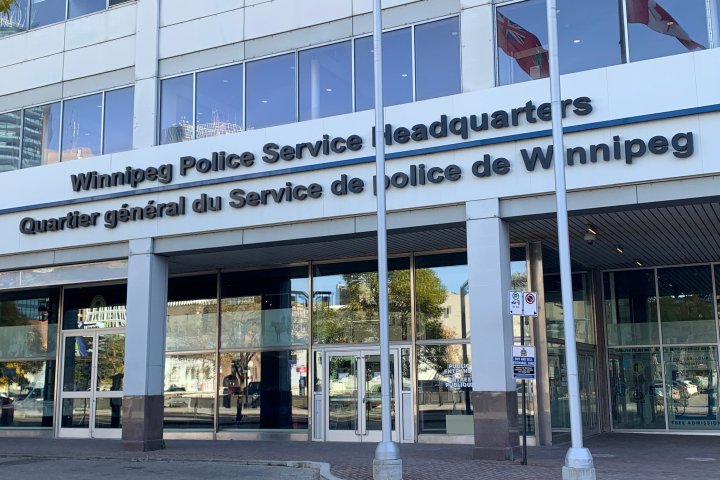 Winnipeg bomb unit safely removes explosives from condo Thursday