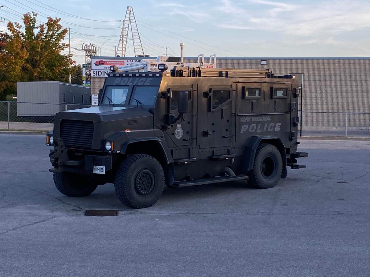 In a tweet, York Regional Police said there was a large police presence in the area of Bayview Avenue and Mulock Court and Bayview and McBean avenues.