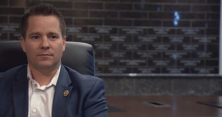 Calgary’s firefighter union calls for action from fire chief amid funding concerns