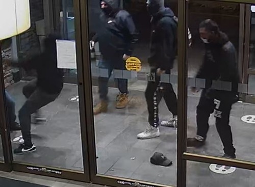 The Edmonton Police Service were looking for four suspects believed to be involved in a stabbing on Sunday, Oct. 2, 2022.