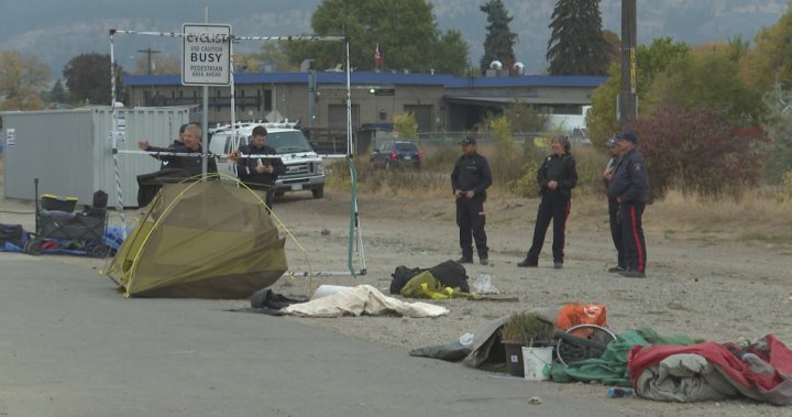 City of Kelowna cracking down on outdoor sheltering site