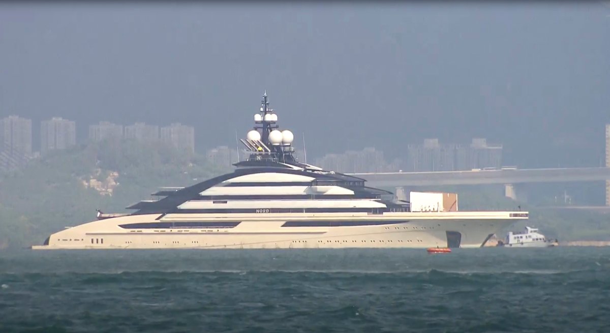 russian yacht hong kong