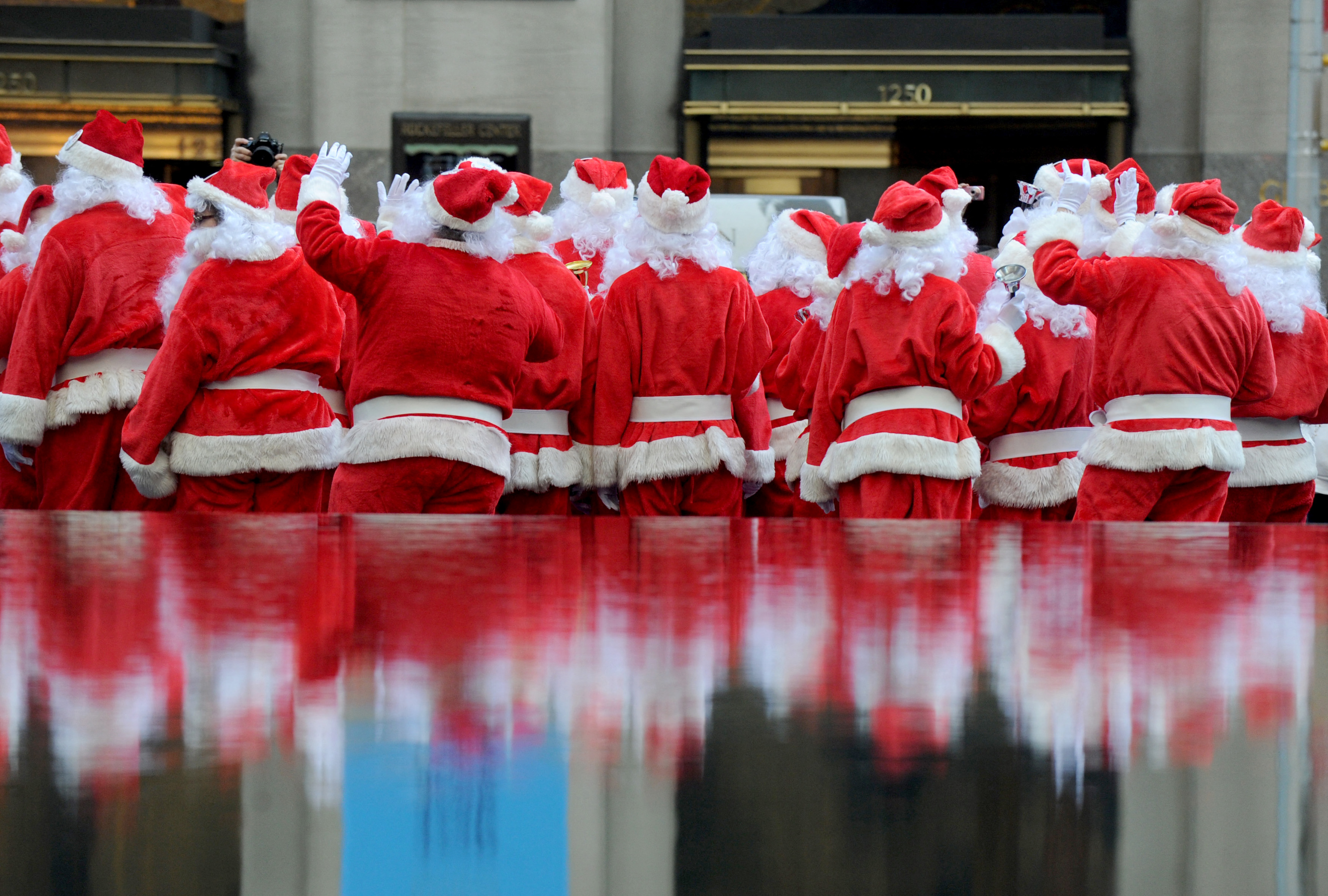 Много възрастни хора в Гуелф ще намерят подарък под коледната