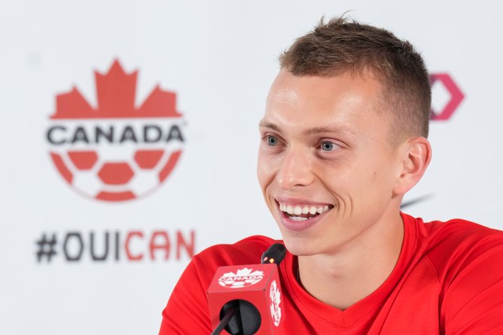 Johnston says Canadian men unfazed despite pressure ahead of World Cup showdown with Croatia