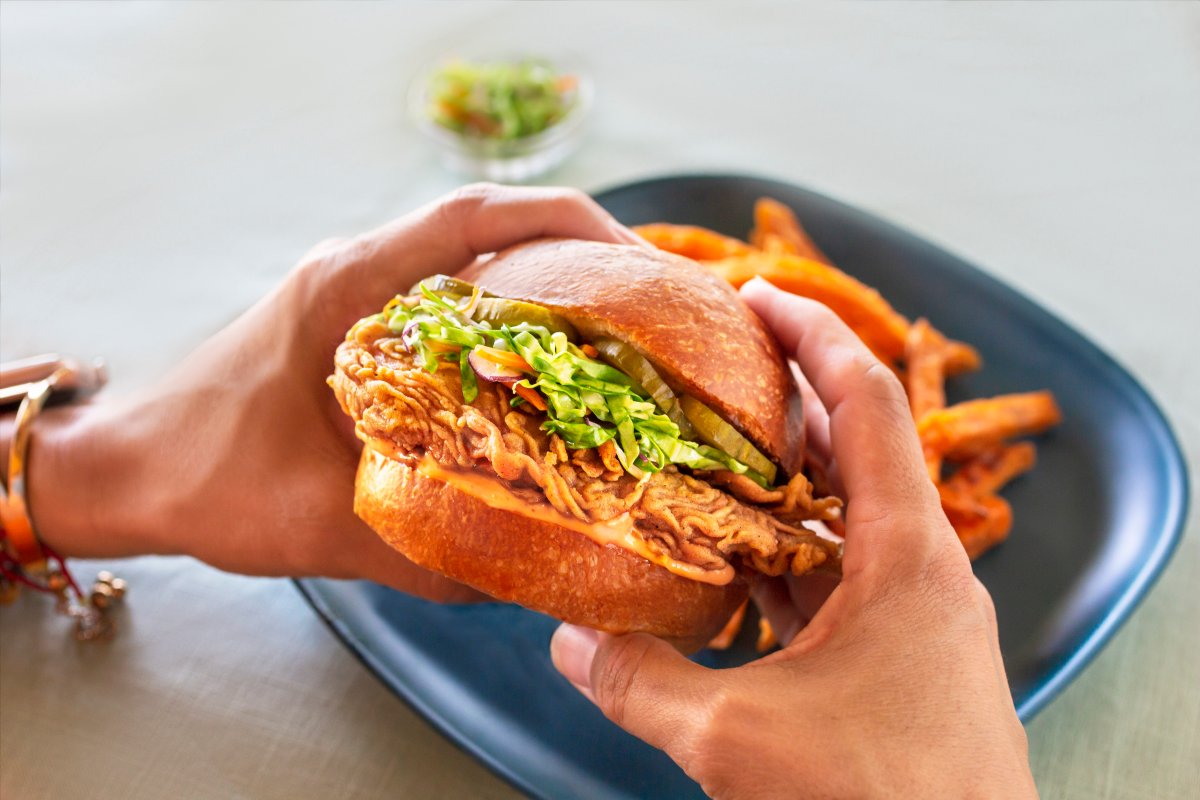 A fried chicken sandwich made with Upside Food's lab-grown chicken.