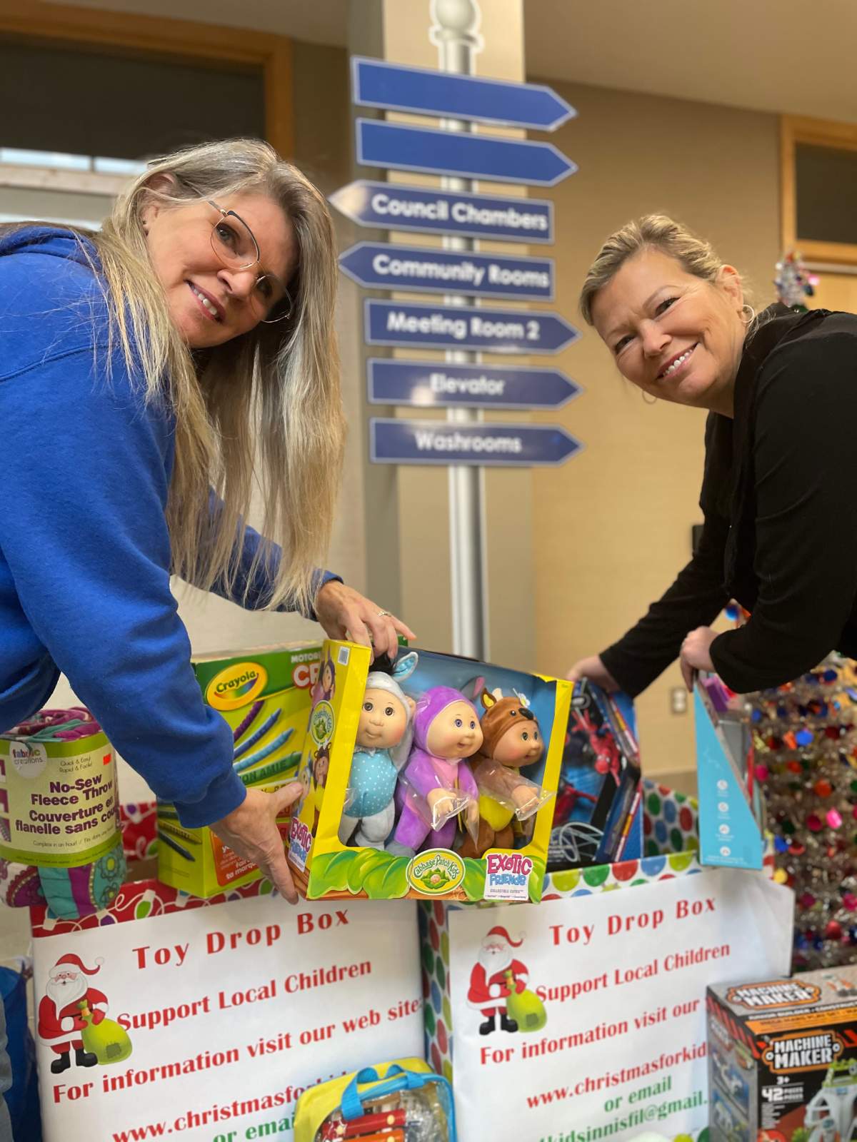 Debra Harrison and Mayor Lynn Dollin Town of Innisfil and the Christmas for Kids (C4K) annual toy drive launch.