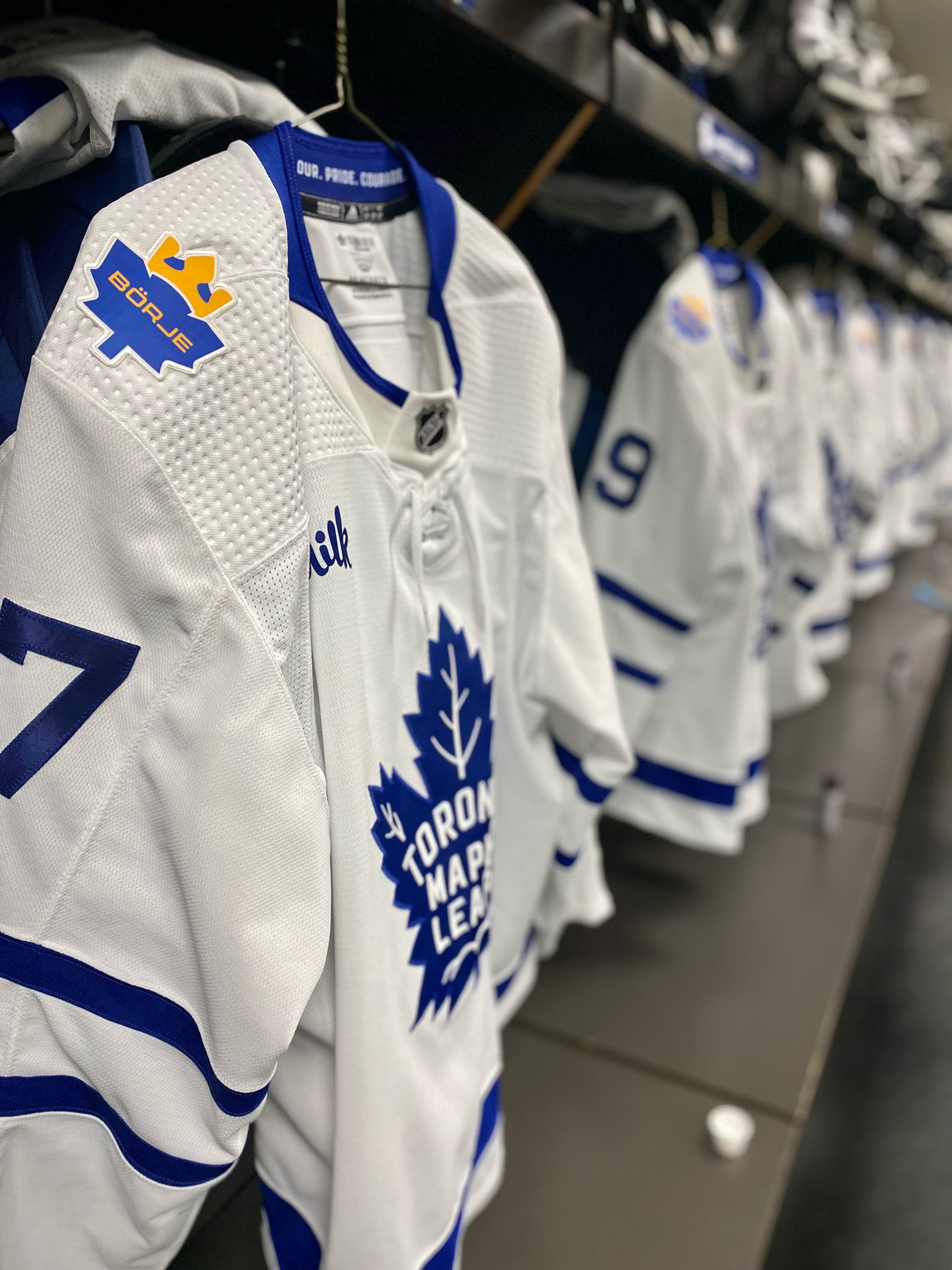 Maple Leafs Hall of Fame jerseys