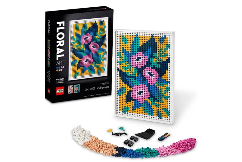 A photo of the Lego floral art kit