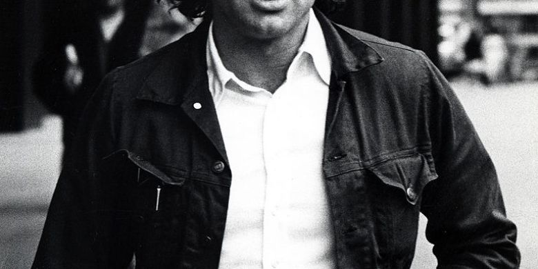 Warren Beatty accused of grooming, sexually abusing minor in 1973